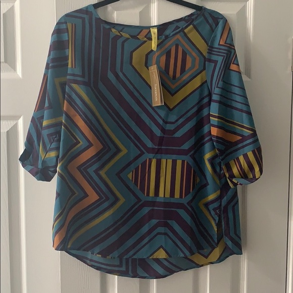 Bee Stitched Blouse - Picture 1 of 3